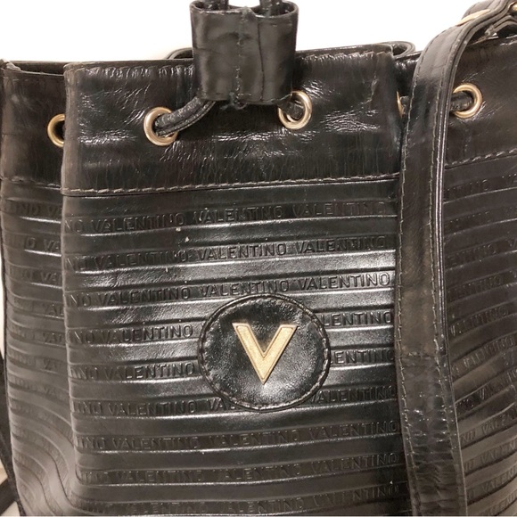 Authentic Valentino By Mario Valentino Black Leather Bucket Bag - Picture 4 of 11